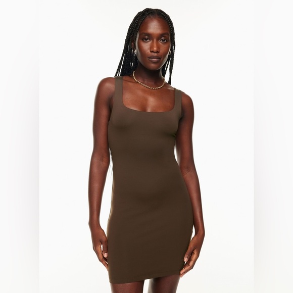 Aritzia Babaton Contour Dress - Picture 4 of 4
